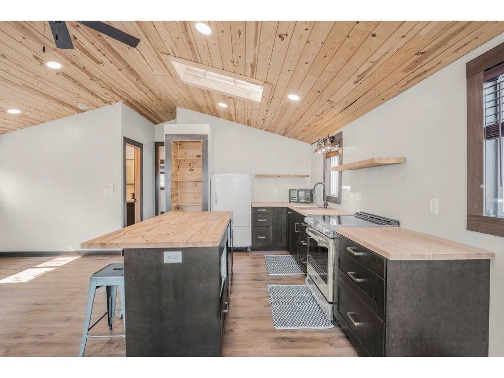 27843 Lakelawn Drive Lindstrom MN 55045 - Kroon 7049663 image6