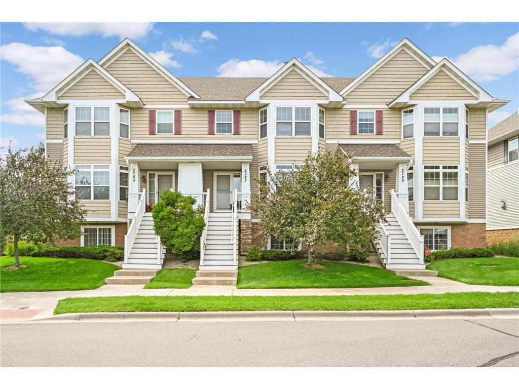 2787 Arona Street Roseville MN 55113 6419894 image1