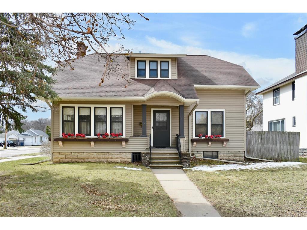 279 E 5th Street Winona MN 55987 6504907 image1