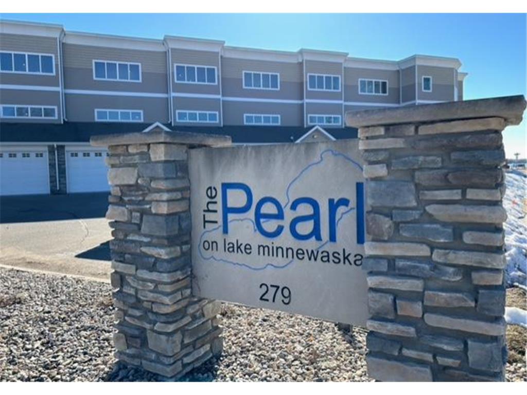 279 Minnesota Avenue W 207, Glenwood, MN, 56334 MLS 6515448 Edina