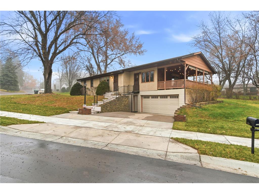 2790 Gerald Avenue North Saint Paul MN 55109 6820643 image1