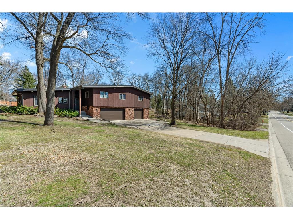 2792 Helen Street N North Saint Paul MN 55109 6704448 image1