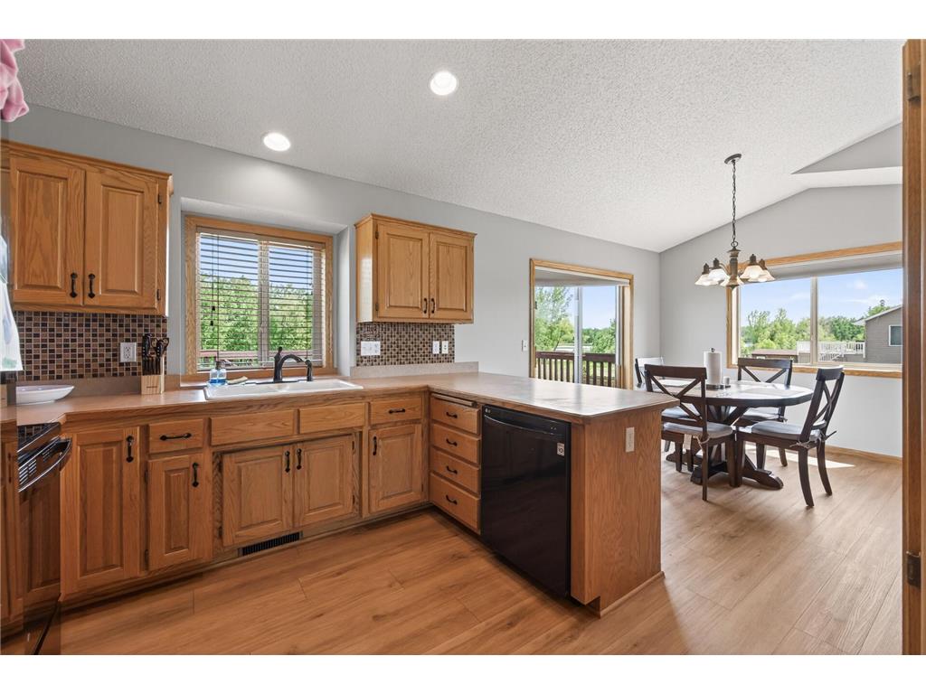 27931 116th Street NW Zimmerman MN 55398 - Prairie Hill 7067060 image16