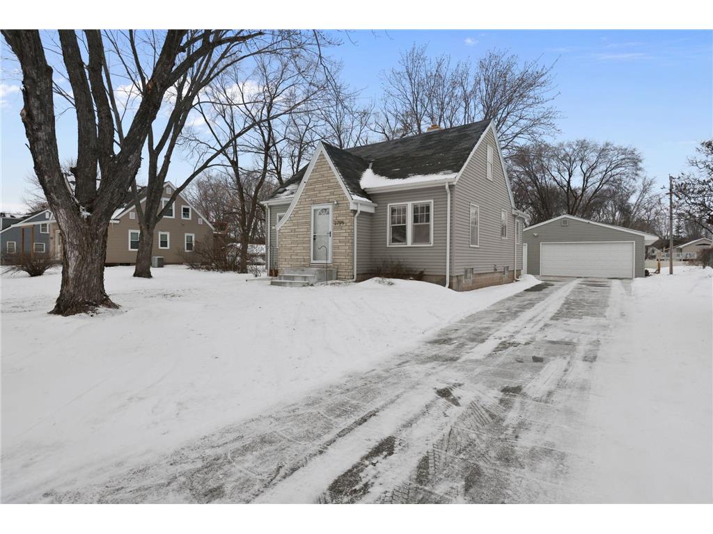 2795 90th Lane NE Blaine MN 55449 7011320 image1