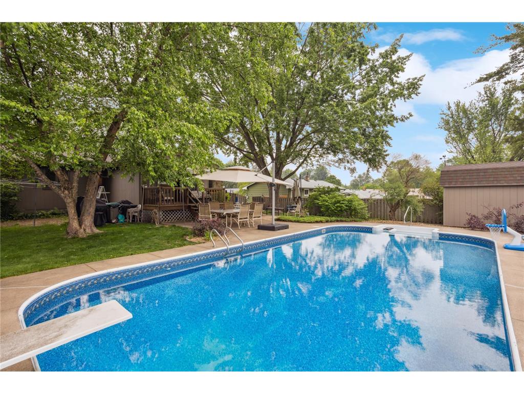 2797 Hilltop Court North Saint Paul MN 55109 6726717 image1