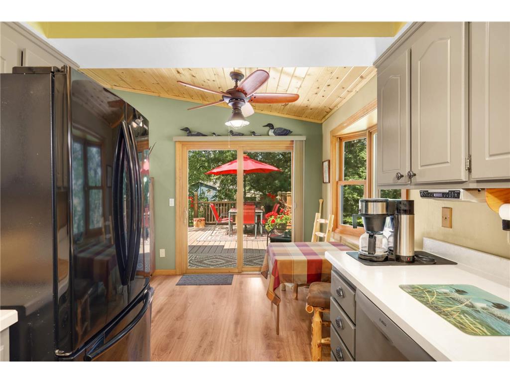 27985 Lakelawn Drive Lindstrom MN 55045 - Kroon 7087695 image11
