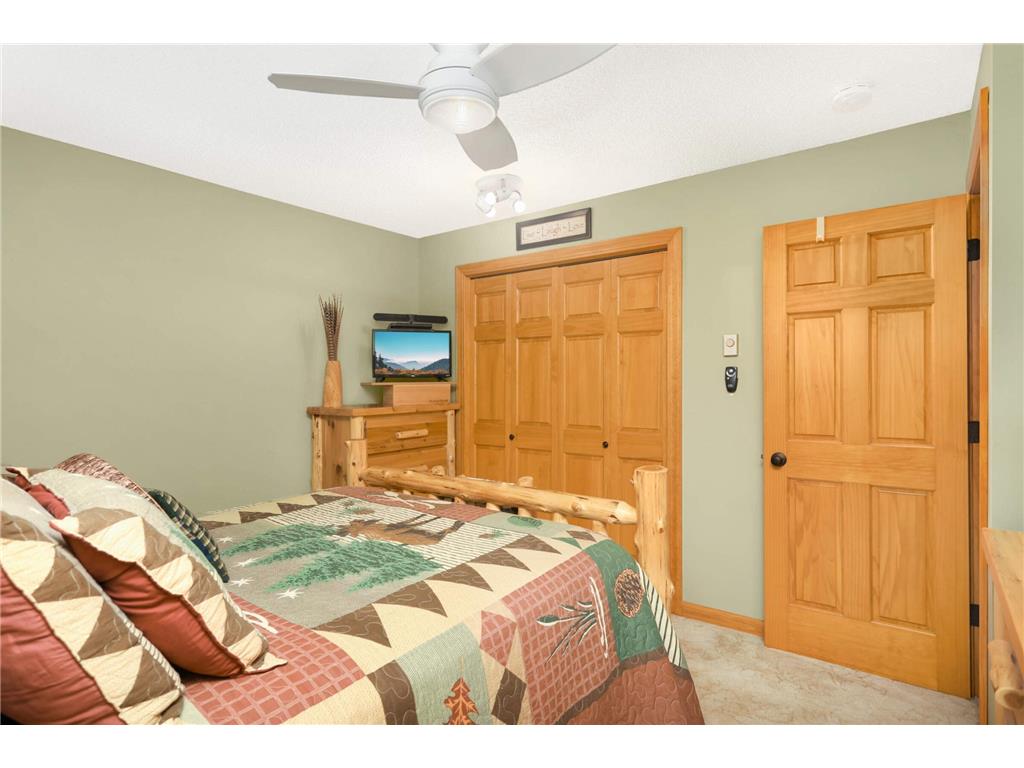 27985 Lakelawn Drive Lindstrom MN 55045 - Kroon 7087695 image12