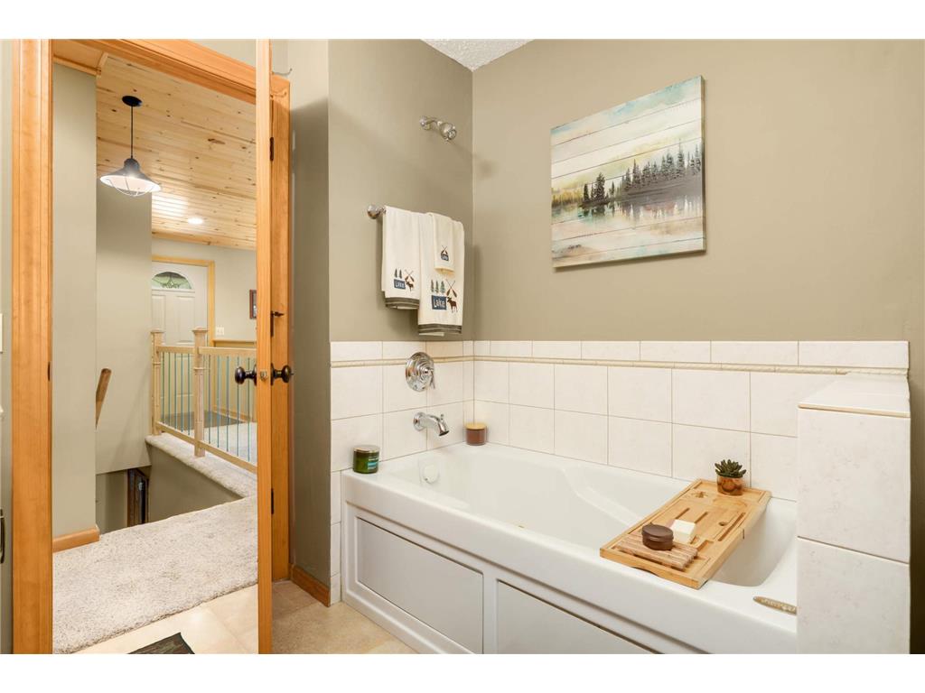 27985 Lakelawn Drive Lindstrom MN 55045 - Kroon 7087695 image15