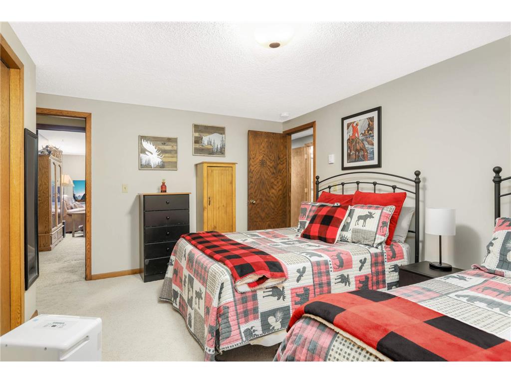 27985 Lakelawn Drive Lindstrom MN 55045 - Kroon 7087695 image24