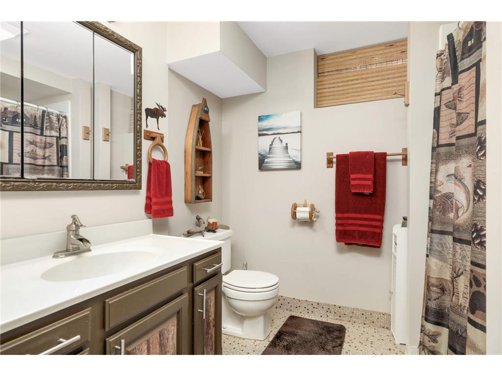 27985 Lakelawn Drive Lindstrom MN 55045 - Kroon 7087695 image25