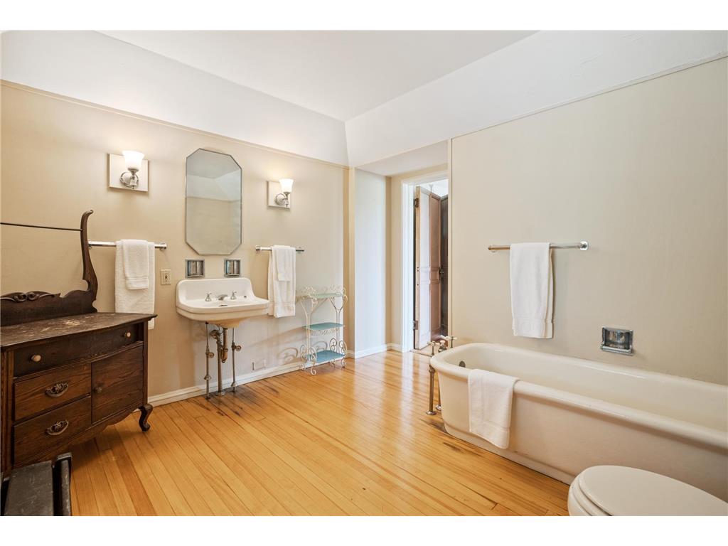 2799 27th St #12.1 - Main Lodge 1 Birchwood WI 54817 - Red Cedar 6533673 image6