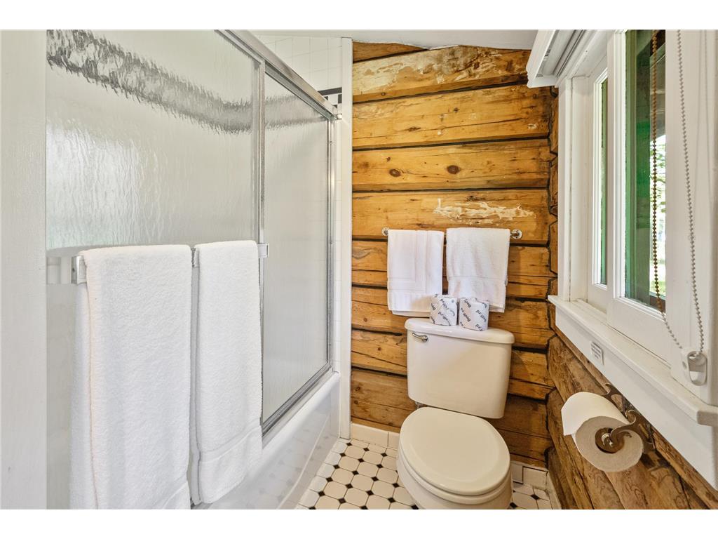 2799 27th St #4 - Harry Birchwood WI 54817 - Red Cedar 6533670 image8