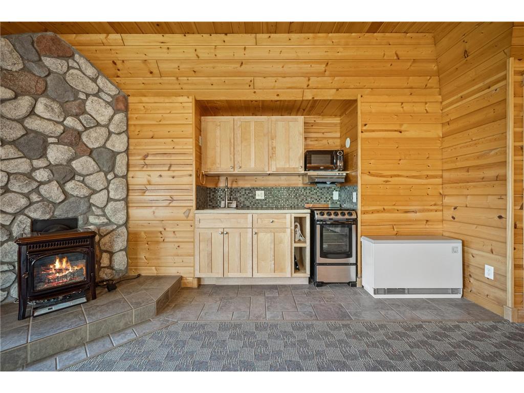 2799 Douglas 27th St #9 - Douglas Cabin Birchwood WI 54817 - Red Cedar 7057479 image15