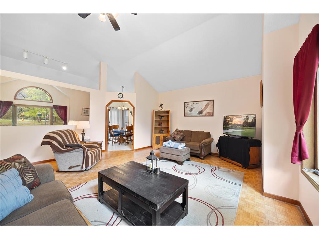 27990 Polk Street NE Isanti Twp MN 55040 7060439 image9
