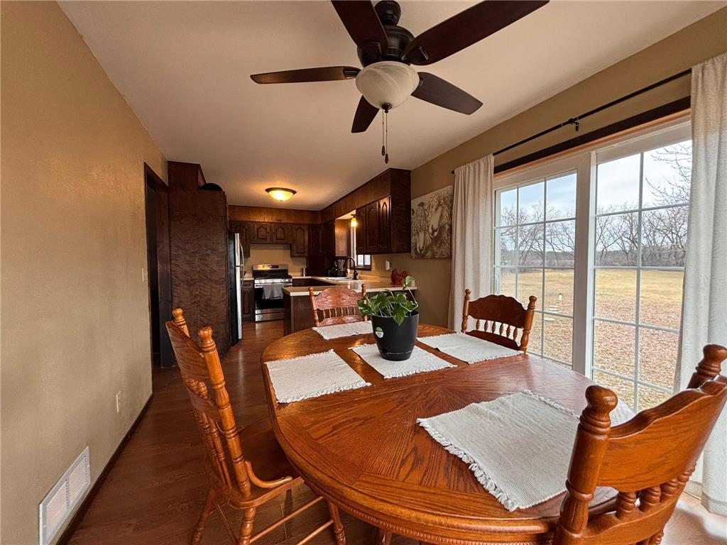27995 Forest Boulevard Wyoming MN 55092 7041687 image10
