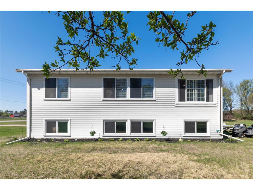 27995 Forest Boulevard Wyoming MN 55092 7041687 image19