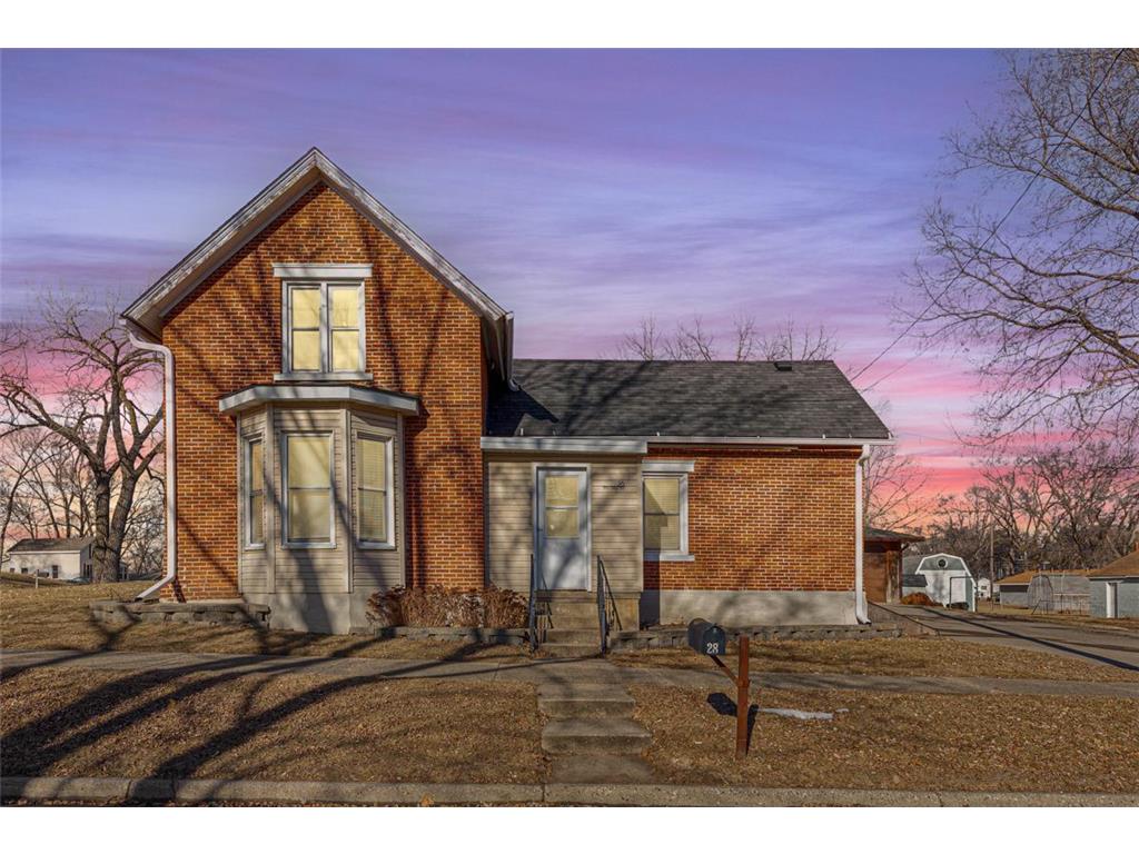 28 13th Street NW Faribault MN 55021 6650327 image1