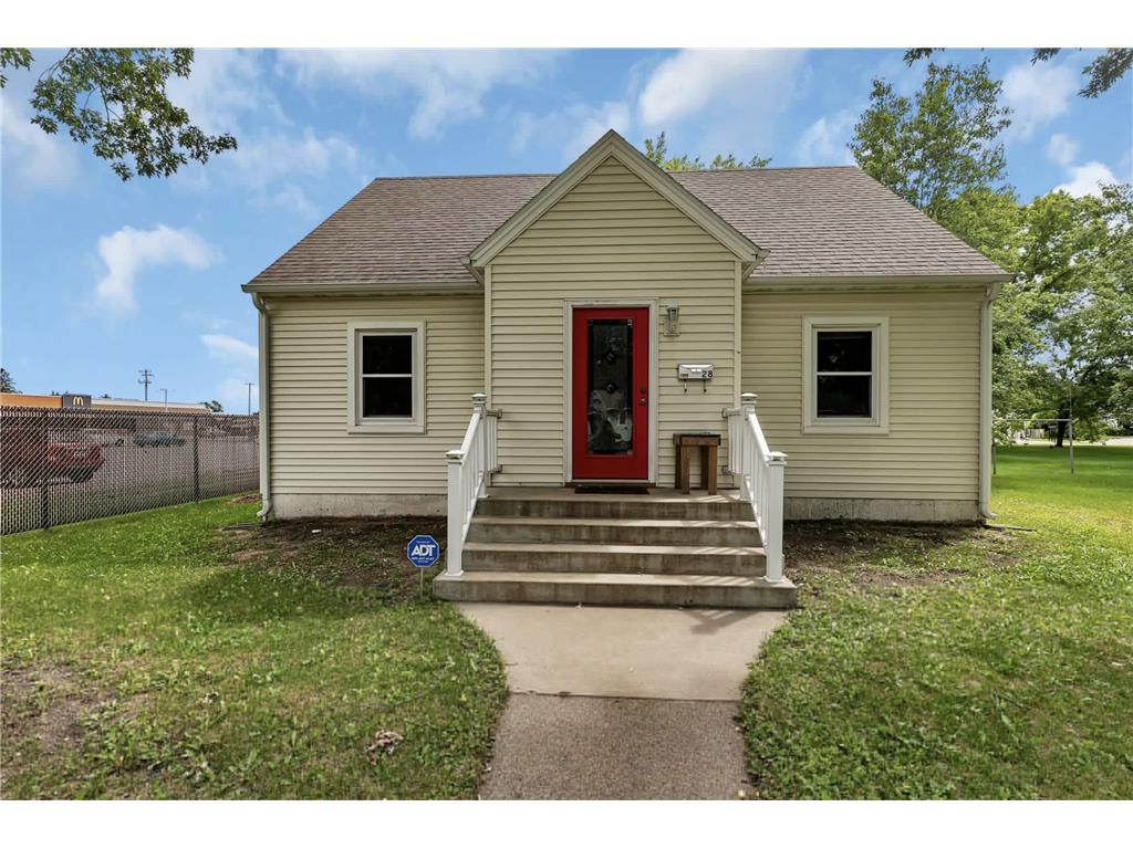 28 22nd Avenue S Saint Cloud MN 56301 6651433 image1