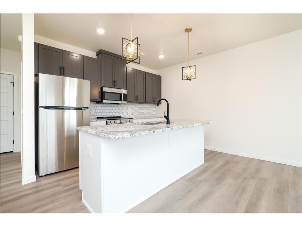 28 7th Street NE #Vertex Rochester MN 55906 7006735 image3
