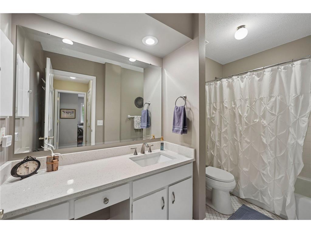 28 Birnamwood Drive Burnsville MN 55337 7075254 image18