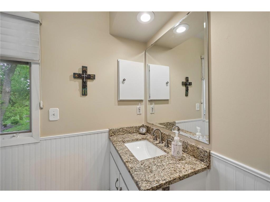 28 Birnamwood Drive Burnsville MN 55337 7075254 image25