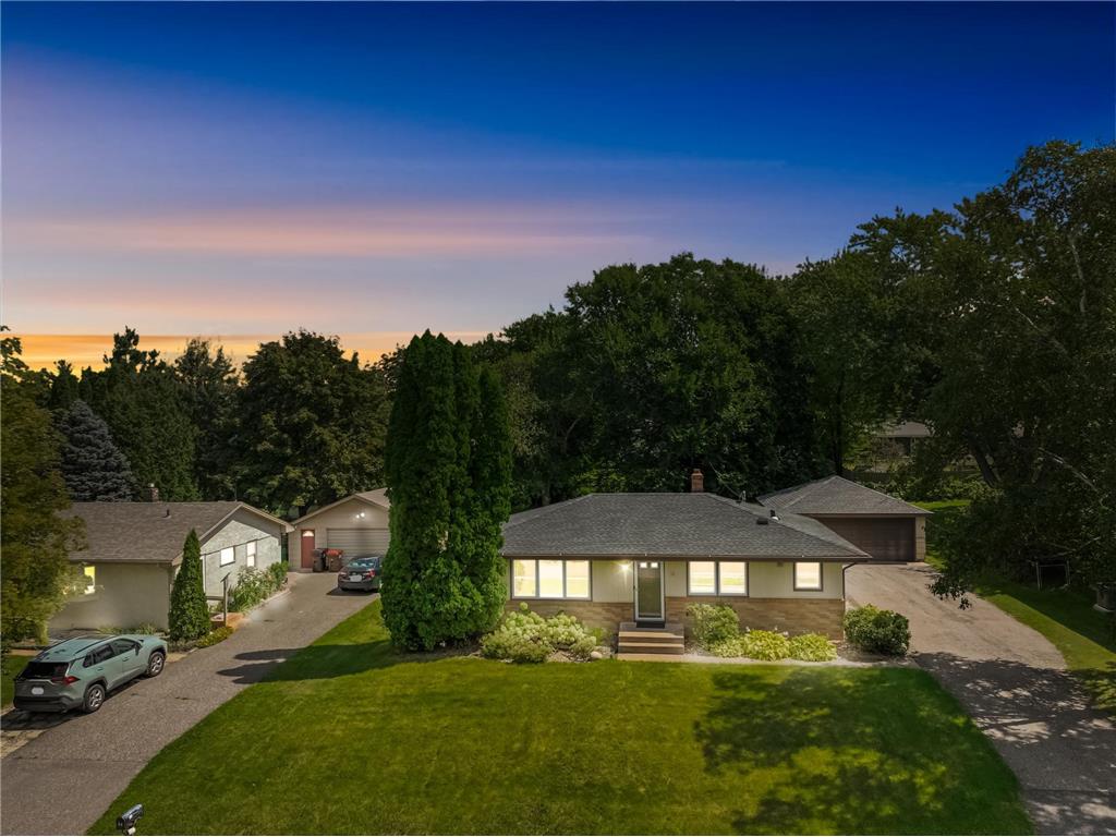 28 Dennis Lane N Maplewood MN 55119 6585361 image1