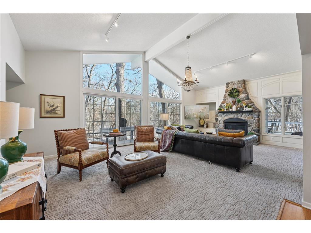 28 Eagle Ridge Road North Oaks MN 55127 7007281 image1