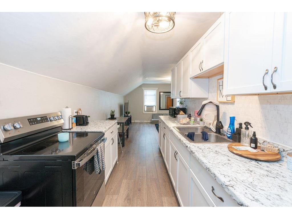 28 Main Street W Richmond MN 56368 6775728 image17