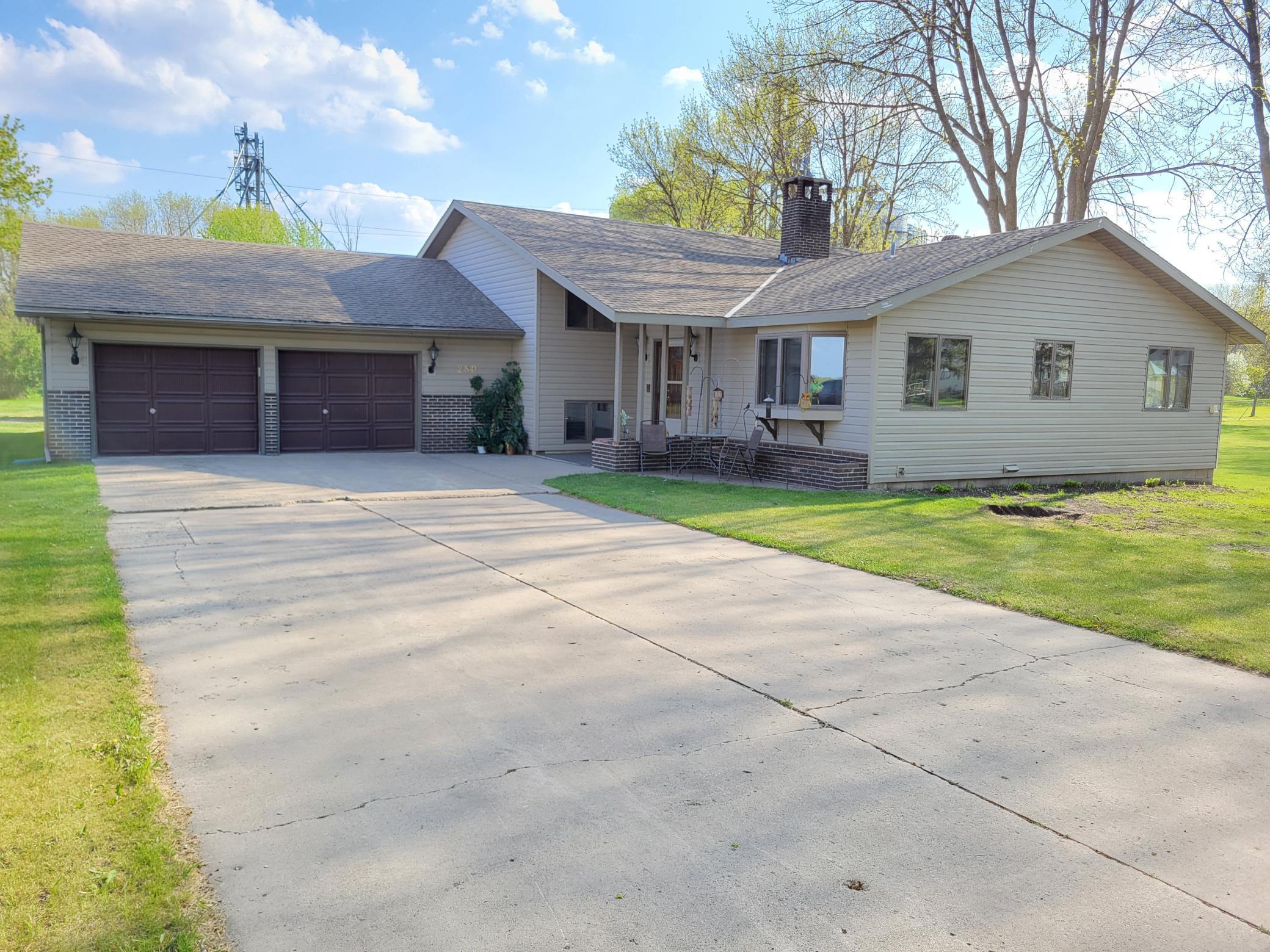 280 Colfax Avenue NE, Hector, MN, 55342 MLS 5758709 Edina Realty