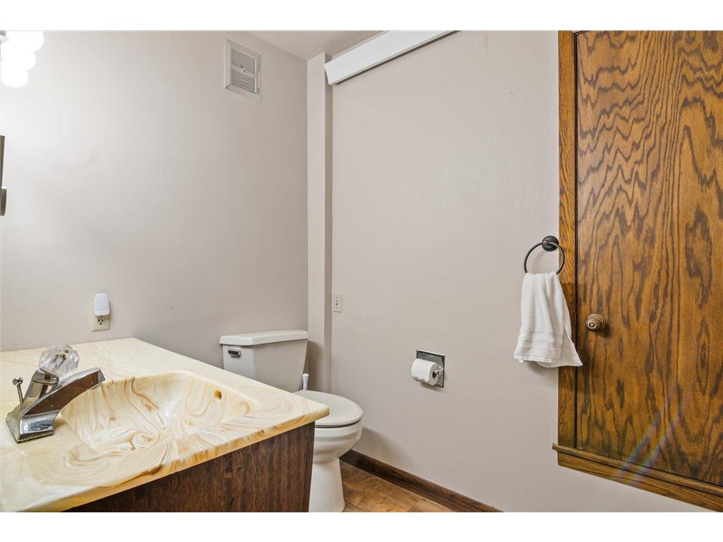 280 Colfax Avenue NE Hector MN 55342 7027543 image18