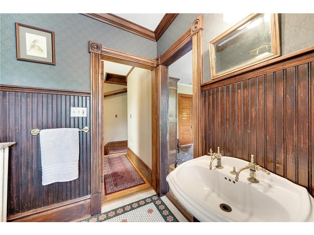 280 Duke Street Saint Paul MN 55102 7094736 image52