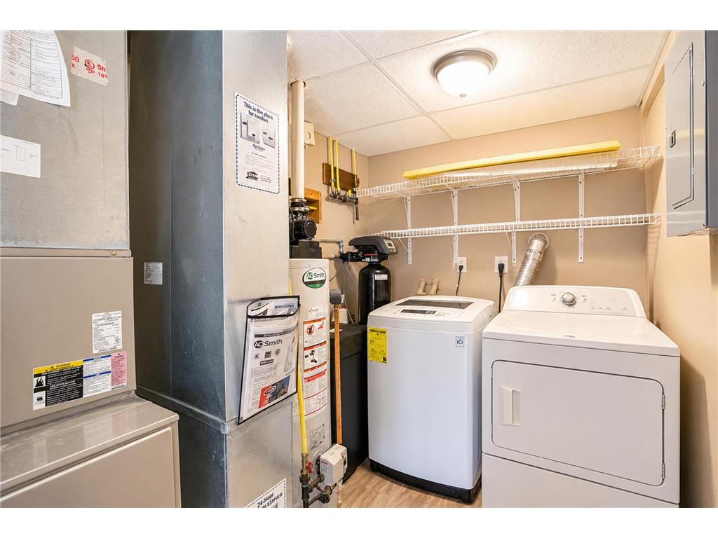 280 Highlands Avenue Zumbrota MN 55992 7077376 image25