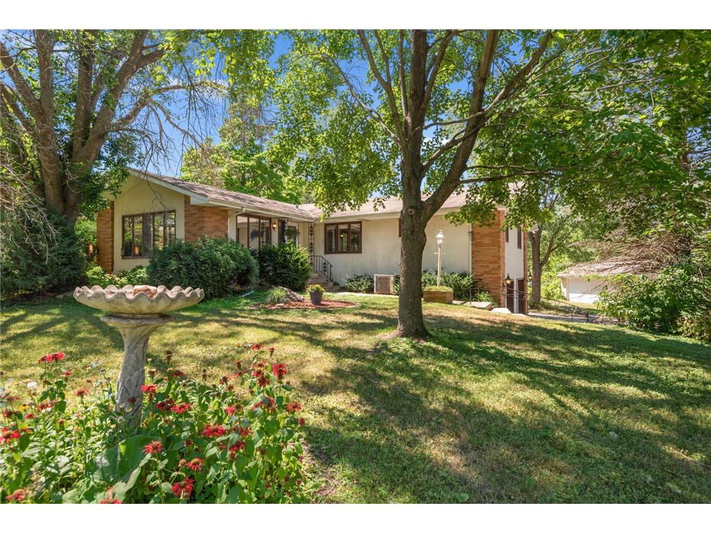 280 Oakview Road, West Saint Paul, MN 55118 MLS 6201804 Edina Realty