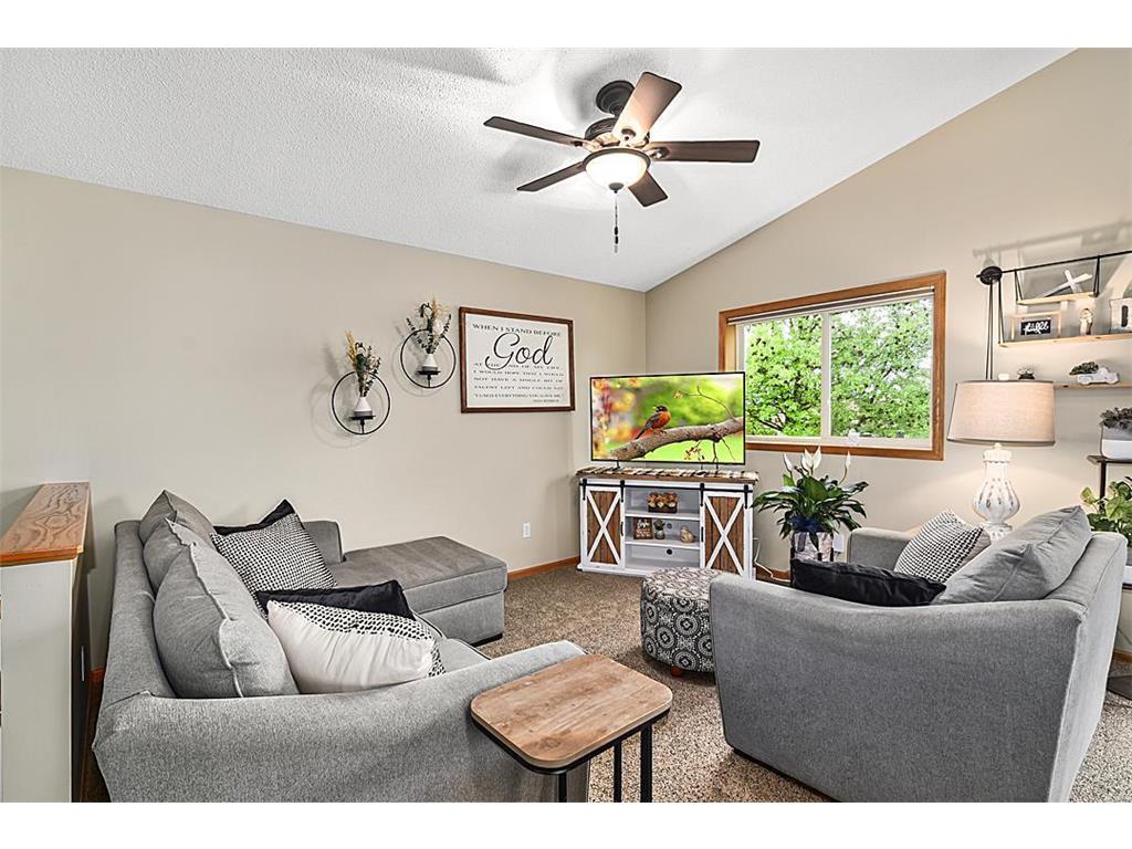 280 Publishers Drive NE Kimball MN 55353 6712371 image1