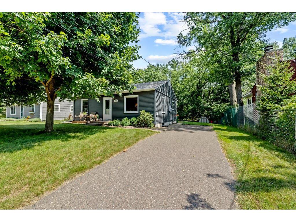 280 Warner Avenue N Mahtomedi MN 55115 6761635 image1