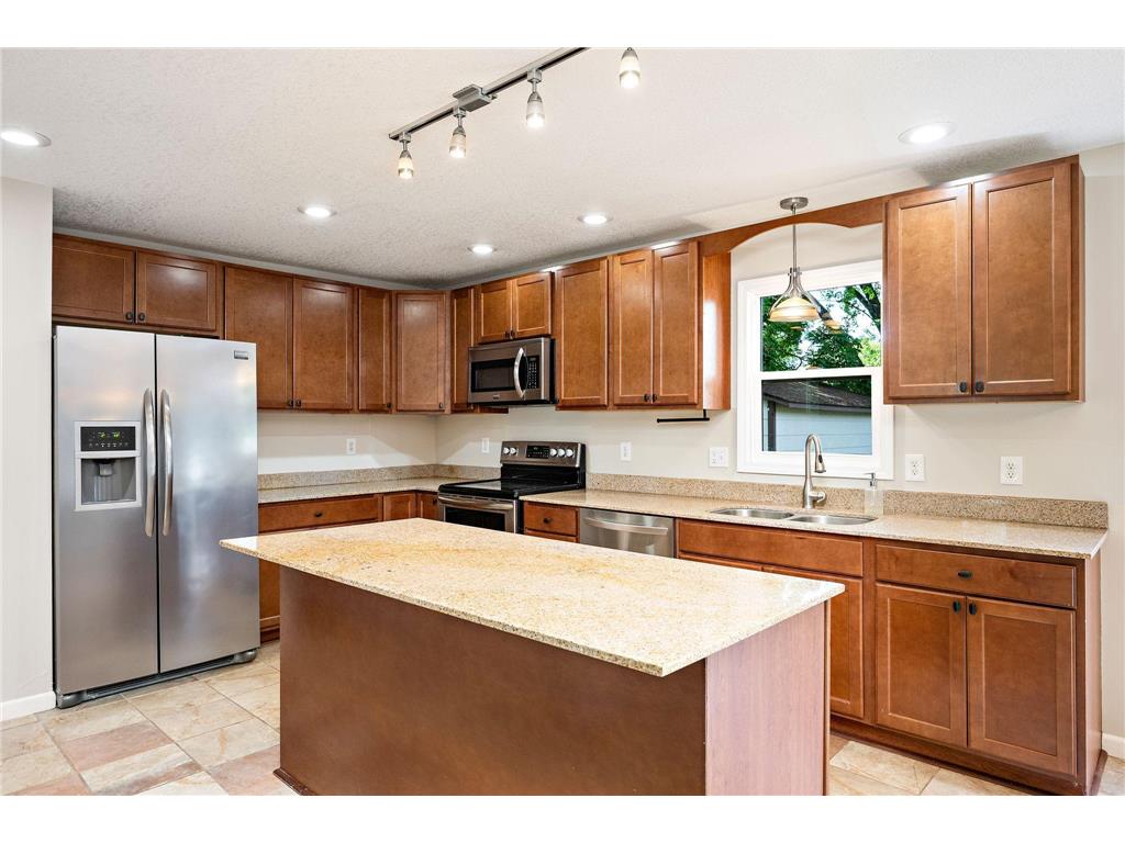 2800 32nd Avenue NE Saint Anthony MN 55418 7085999 image6