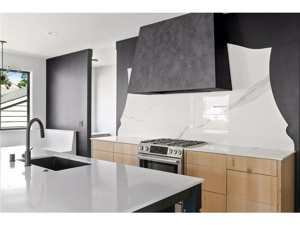 2800 Casco Point Road Orono MN 55391 - Lake Minnetonka 6814820 image33