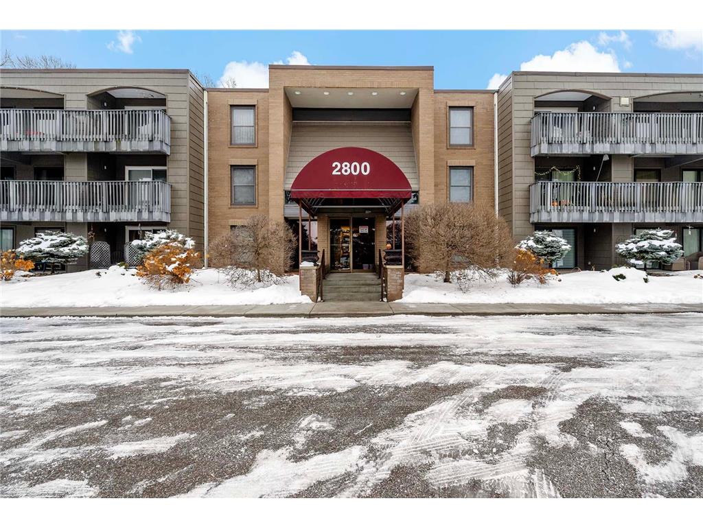 2800 Hamline Avenue N #112 Roseville MN 55113 6821295 image1