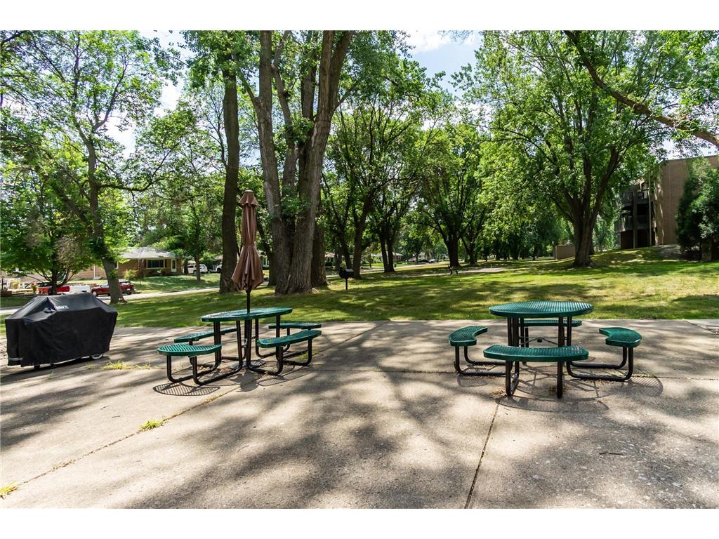 2800 Hamline Avenue N 134, Roseville, MN, 55113 MLS 6514871 Edina