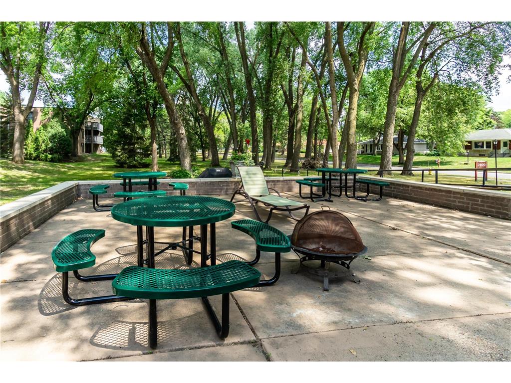 2800 Hamline Avenue N 134, Roseville, MN, 55113 MLS 6514871 Edina