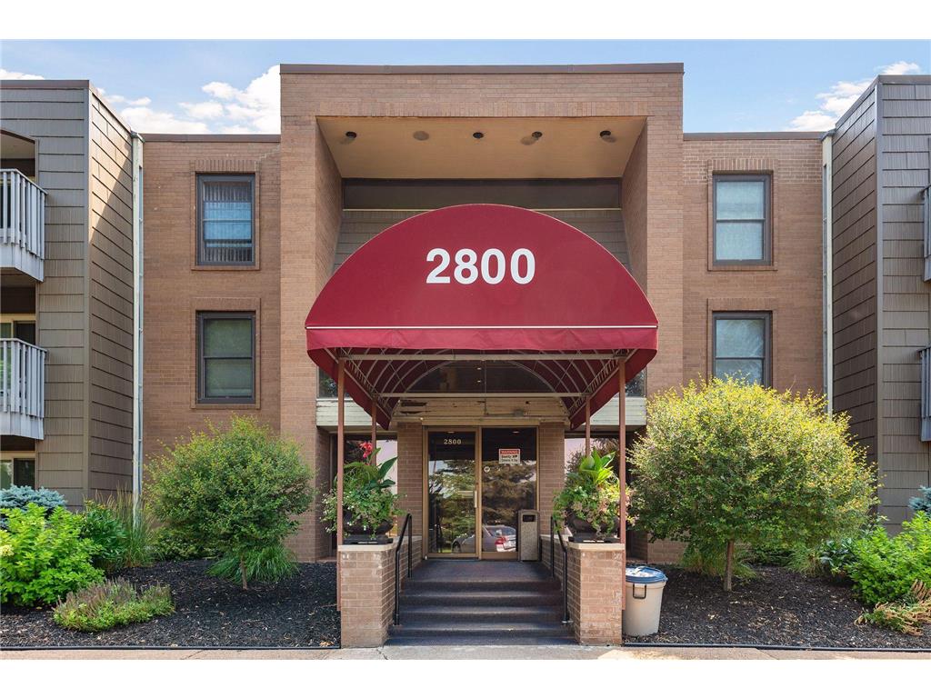 2800 Hamline Avenue N #205 Roseville MN 55113 6352481 image1