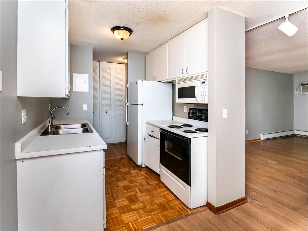 2800 Hamline Avenue N #217 Roseville MN 55113 7089345 image6