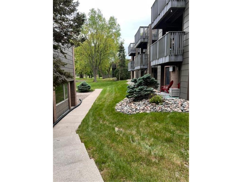 2800 Hamline Avenue N #248 Roseville MN 55113 7092648 image16