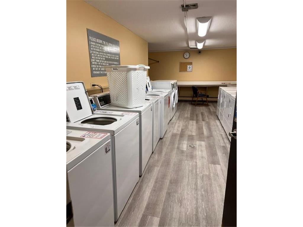 2800 Hamline Avenue N #248 Roseville MN 55113 7092648 image3