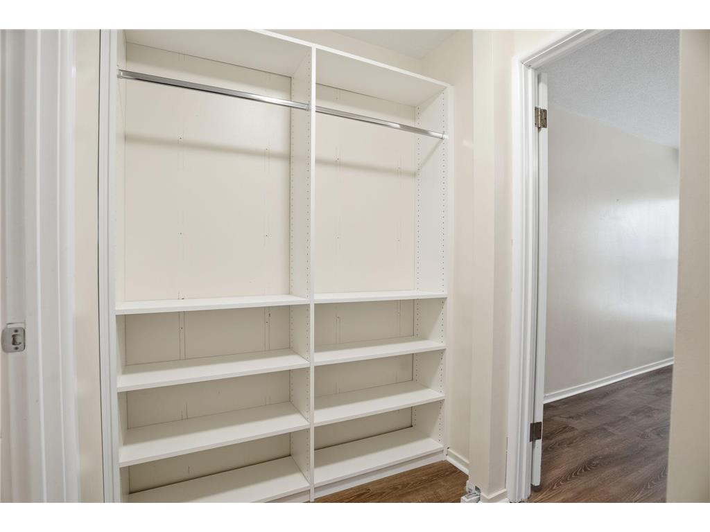 2800 Hamline Avenue N #317 Roseville MN 55113 7001738 image11