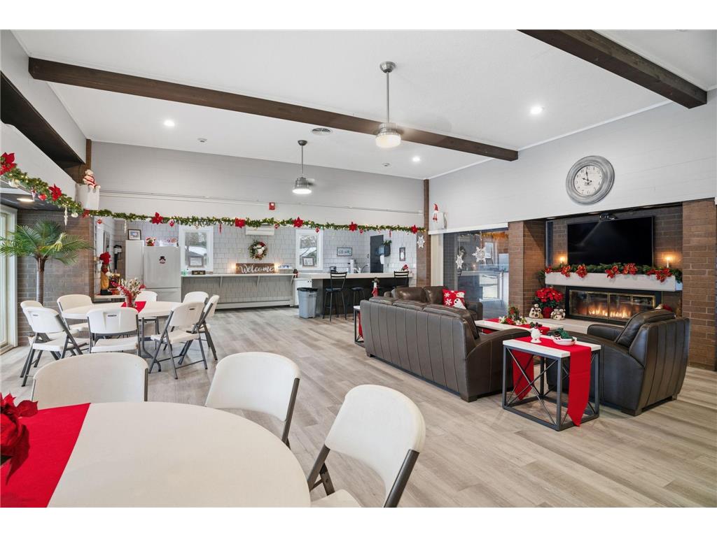 2800 Hamline Avenue N #317 Roseville MN 55113 7001738 image18