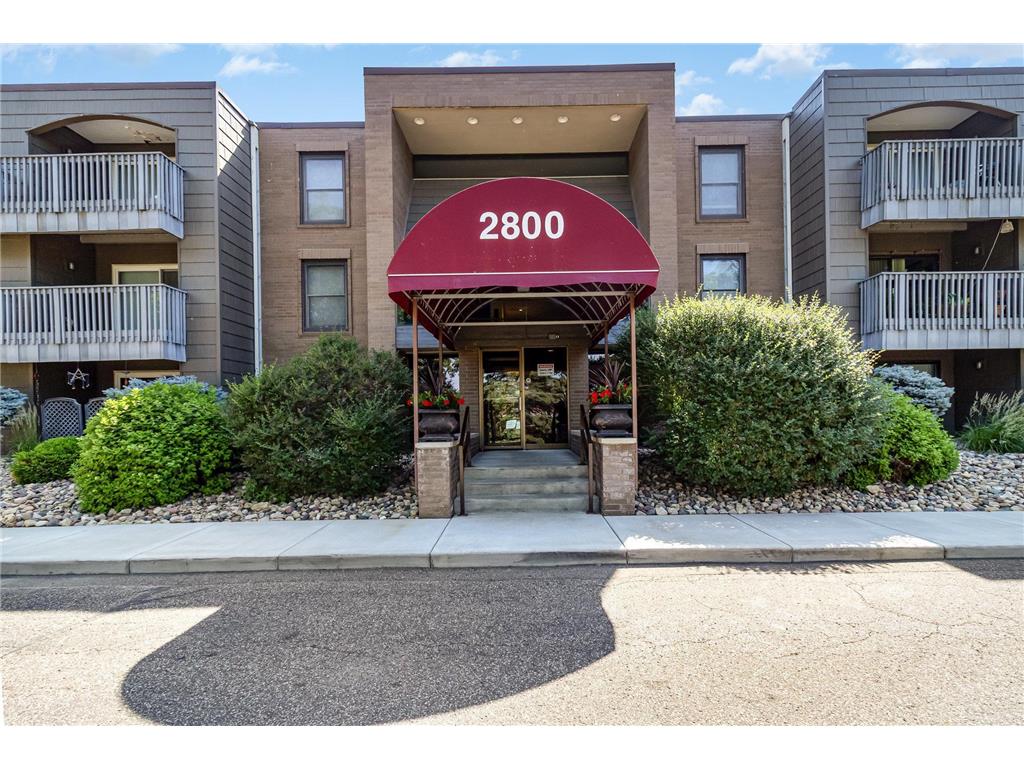 2800 Hamline Avenue N #322 Roseville MN 55113 6708505 image1