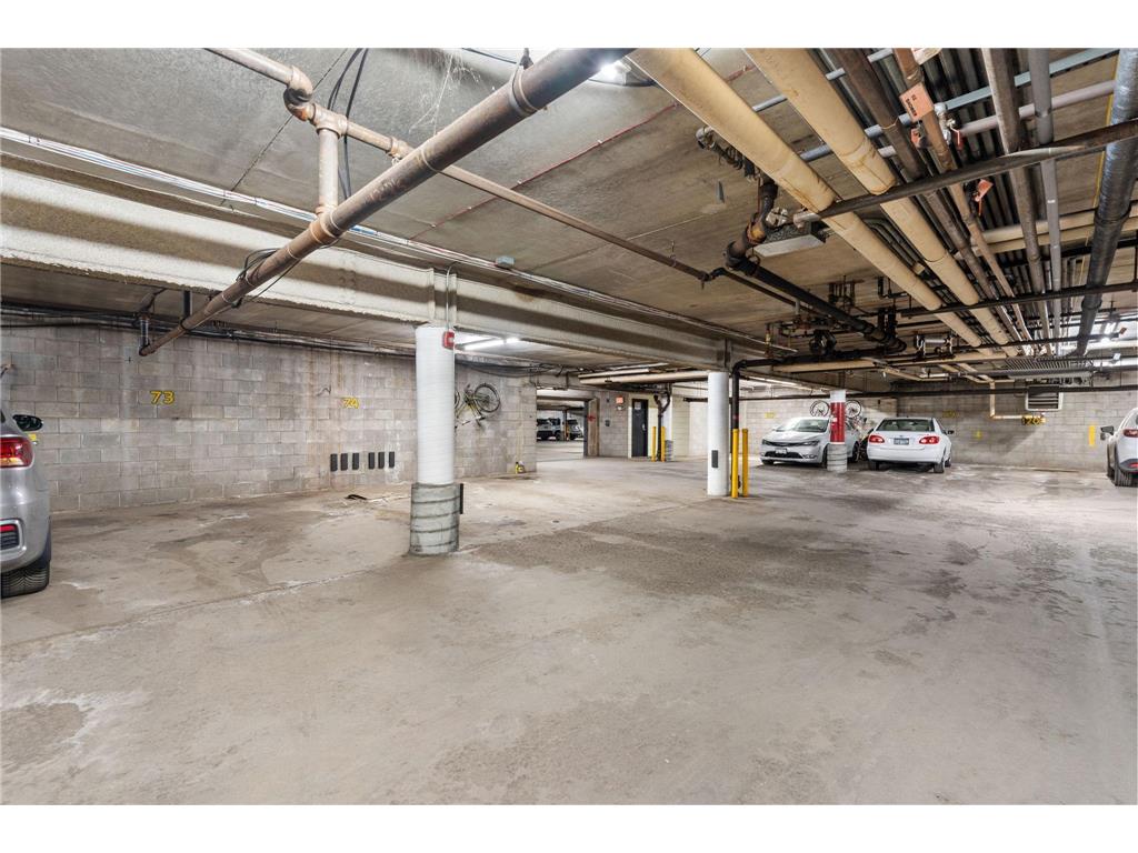 2800 Hamline Avenue N #329 Roseville MN 55113 7045793 image20