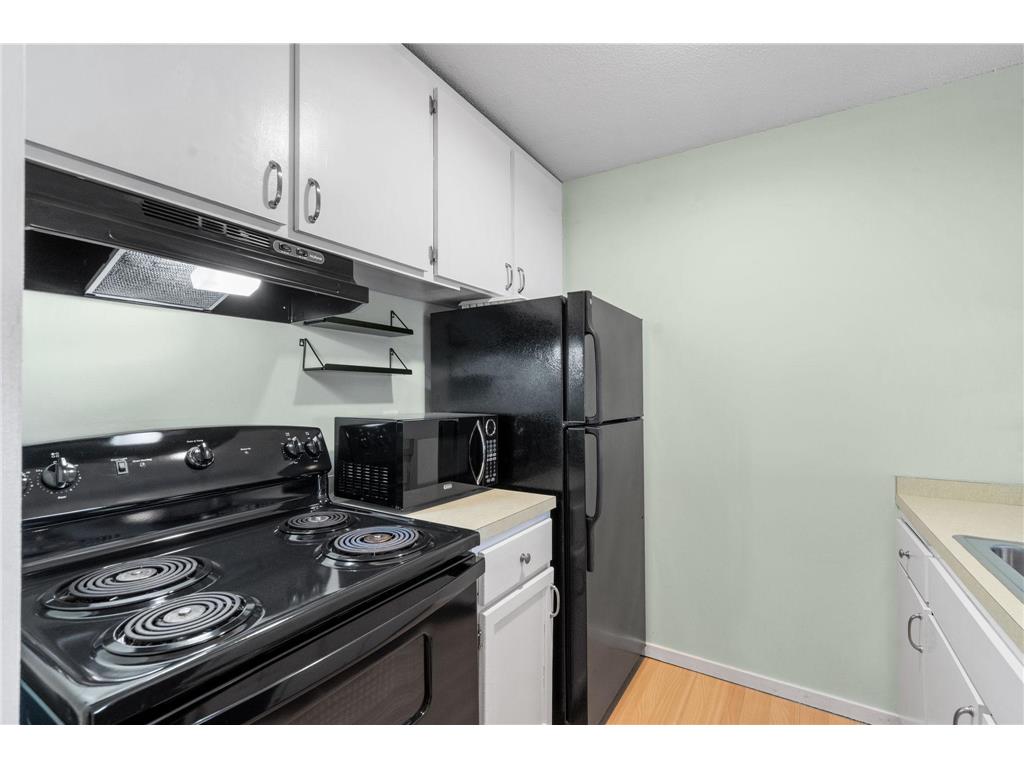2800 Hamline Avenue N #329 Roseville MN 55113 7045793 image24