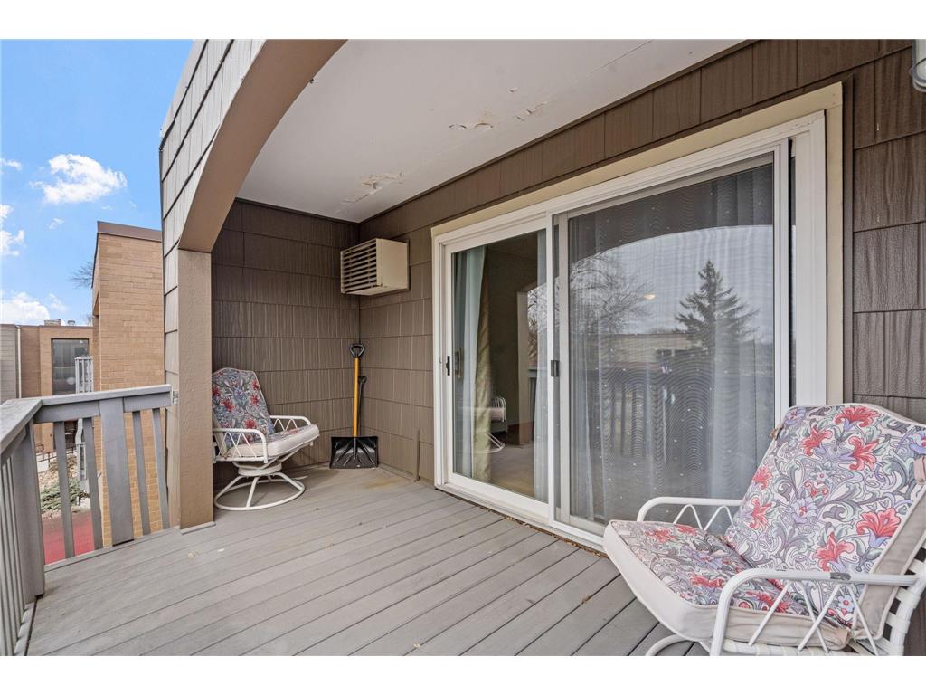 2800 Hamline Avenue N #329 Roseville MN 55113 7045793 image29